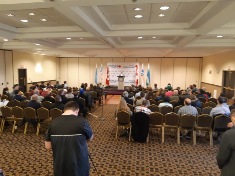 Students Trash Max Bernier Despite Strong Rally Turnout
