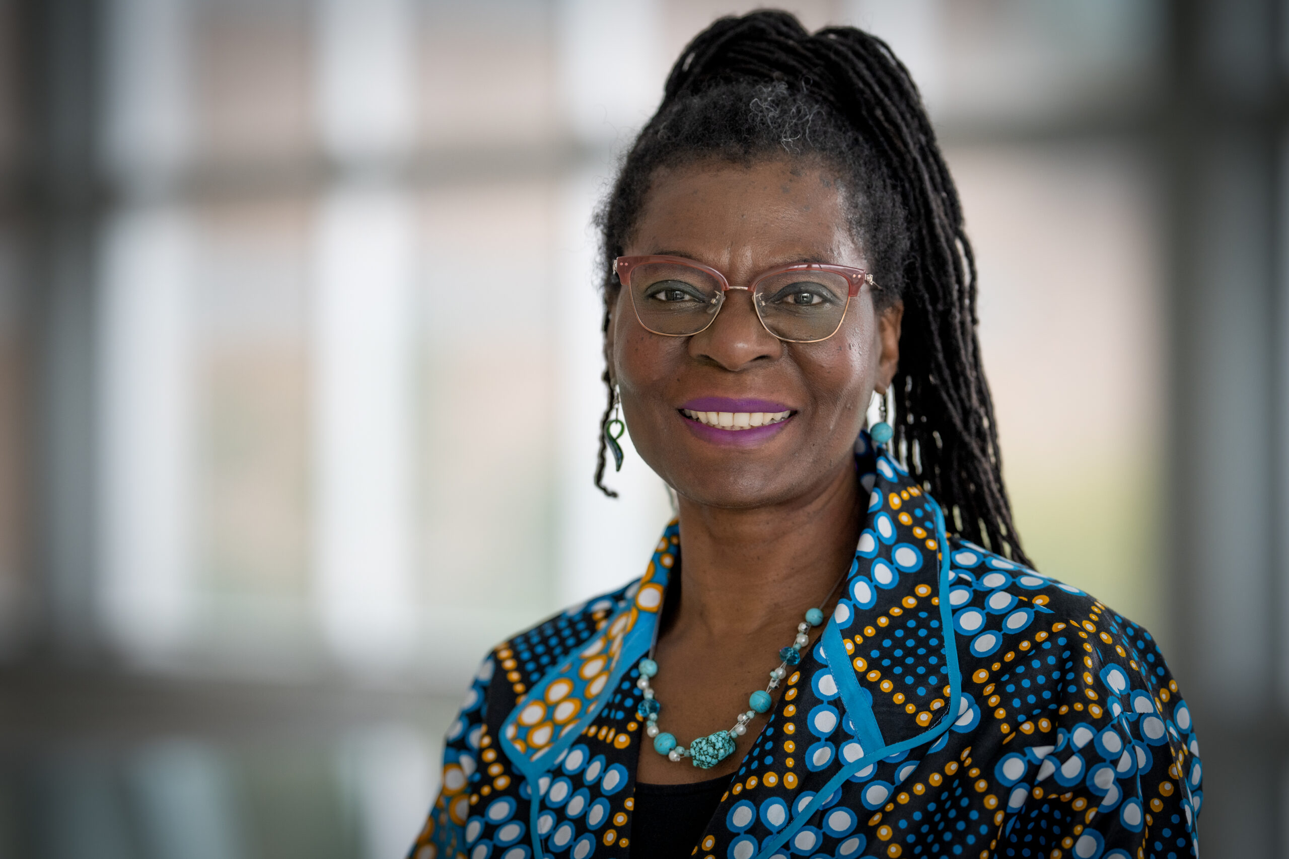 dr mullings headshot