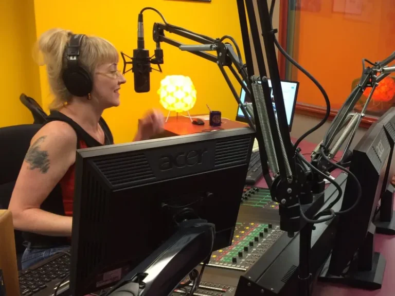 CHMR-FM News Director Colleen Power departs following MUNSU budget cut